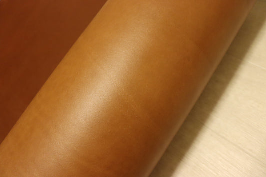 ds75円！新入荷!イタリアンレザー　オイルヌメ　TAN 染料仕上げ　ショルダー　125ds