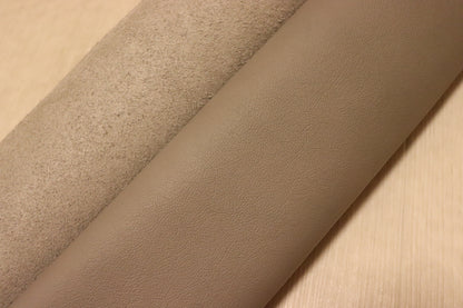 ds28円！新入荷！イタリアンレザー　弱シュリンク加工　グレー　237ds