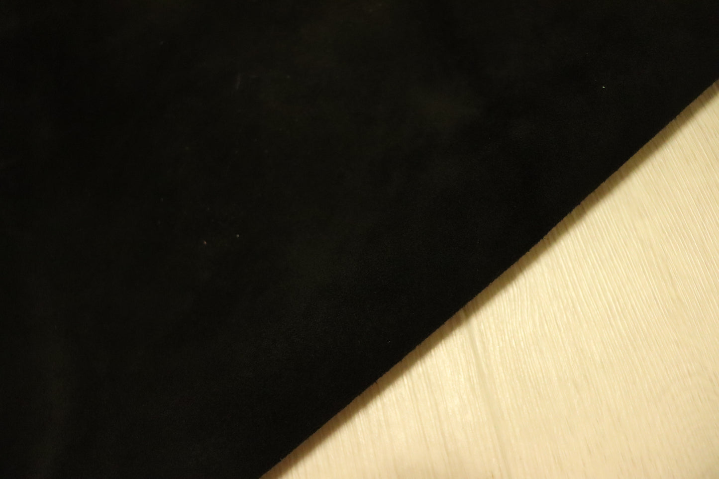 ds25円！新入荷！ベロア　ブラック　キップ　130ds