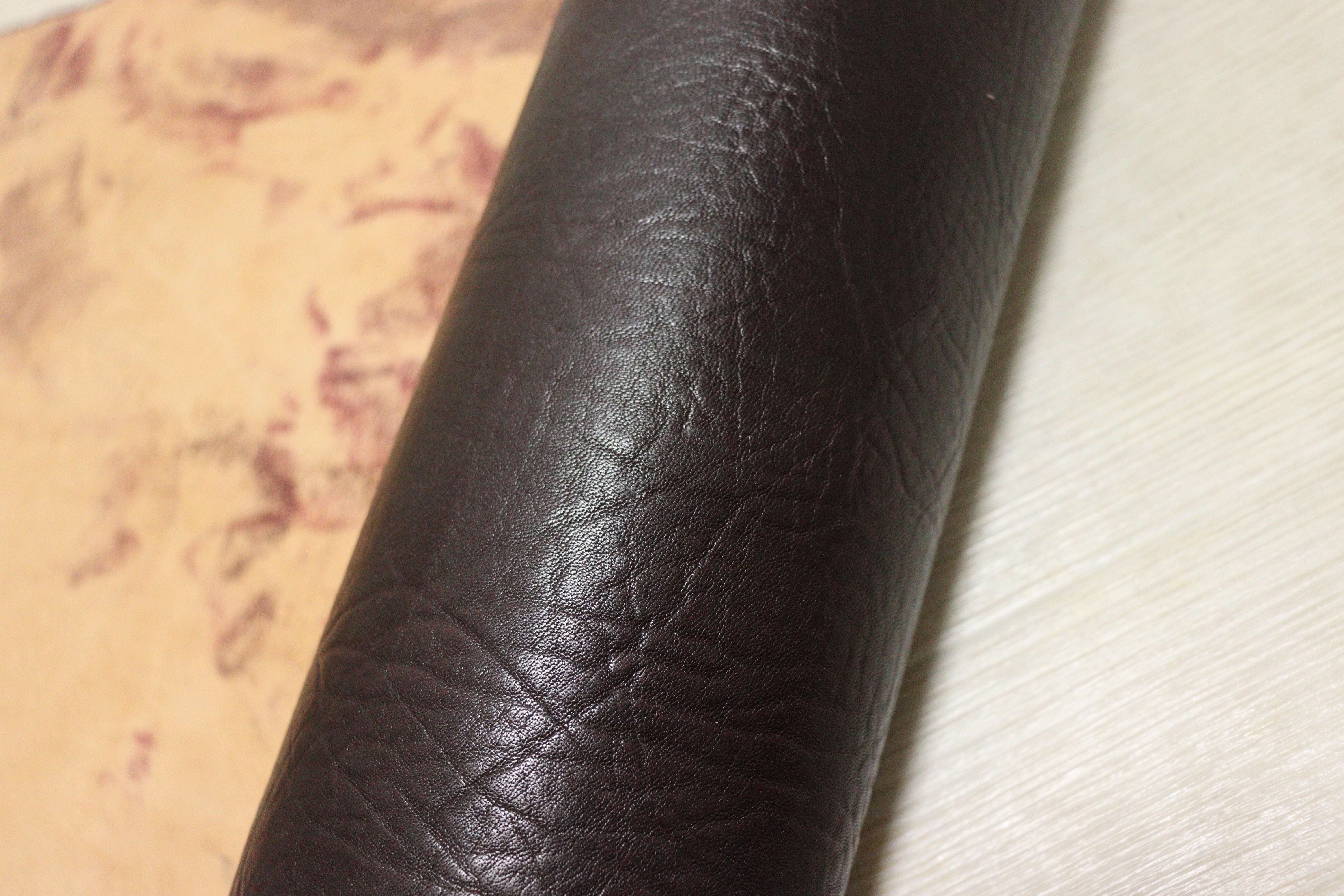 ds50円！新入荷！イタリアンレザー ピットヌメ イレギュラーシュリンク