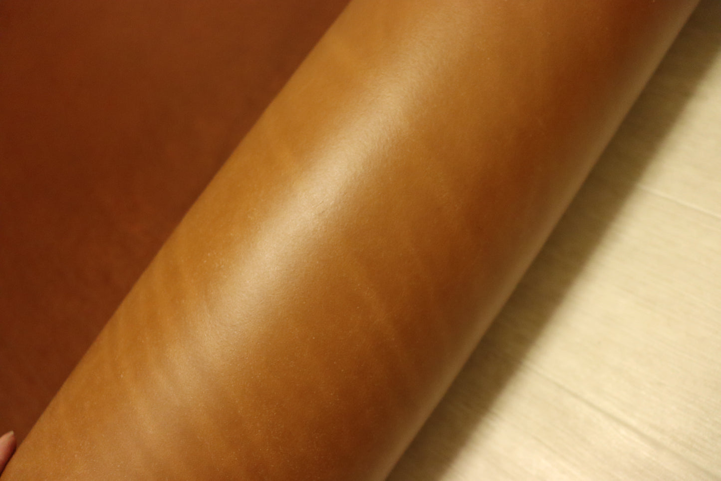 ds75円！新入荷！上質！TAN　オイルヌメ　ショルダー　157ds