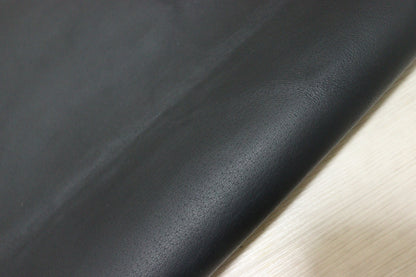 ds25円！新入荷！ブラック　スムース加工　豚革　150ds