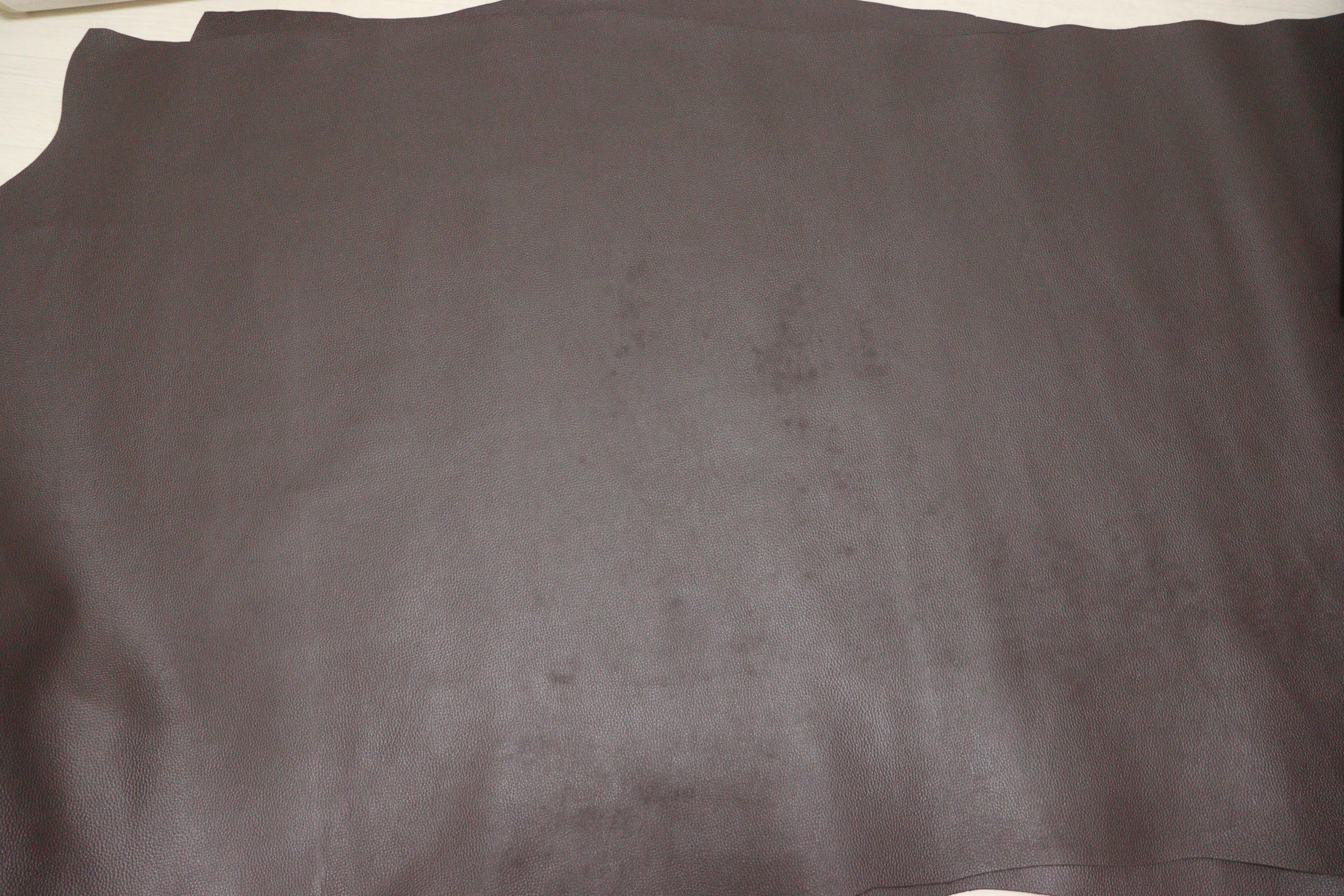 KoH2専用　ダークブラウン ds28円！新入荷！顔料仕上げ ダークブラウン シボ型押し 240ds