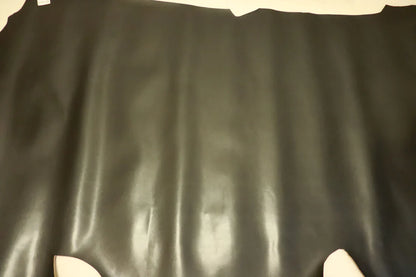 ds28円！新入荷！特殊加工　ヌメ革　ブラック　フィルム貼り　232ds