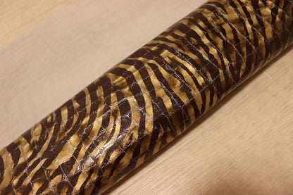 ds30円！新入荷！イタリアンレザー　エナメル　セブラ調プリント72ds