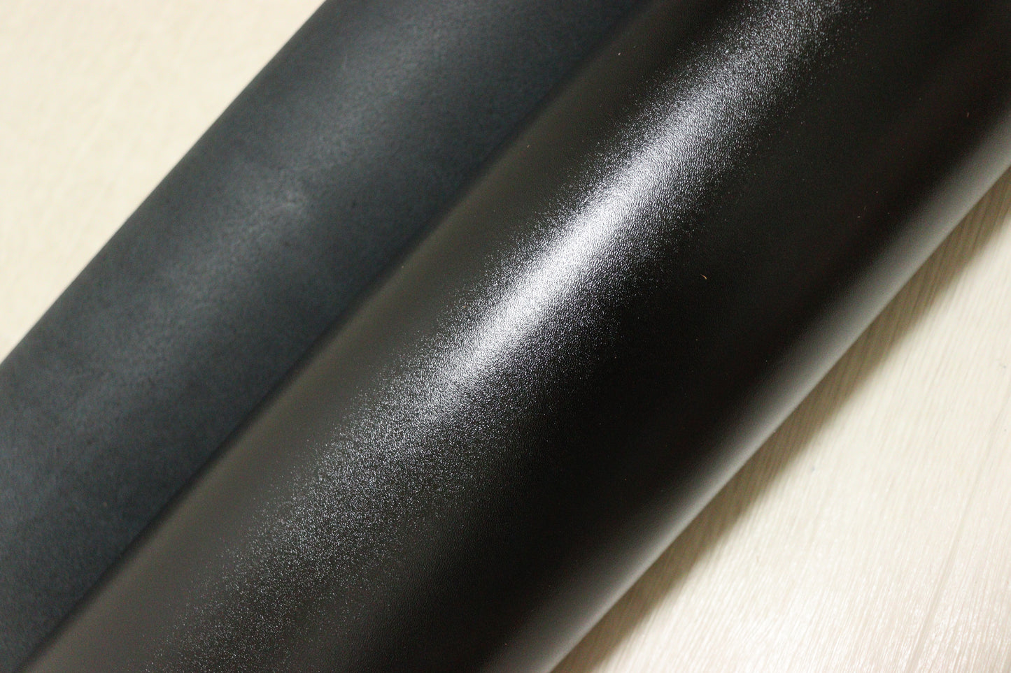 ds28円！新入荷！顔料仕上げ　ブラック　スムース加工　208ds