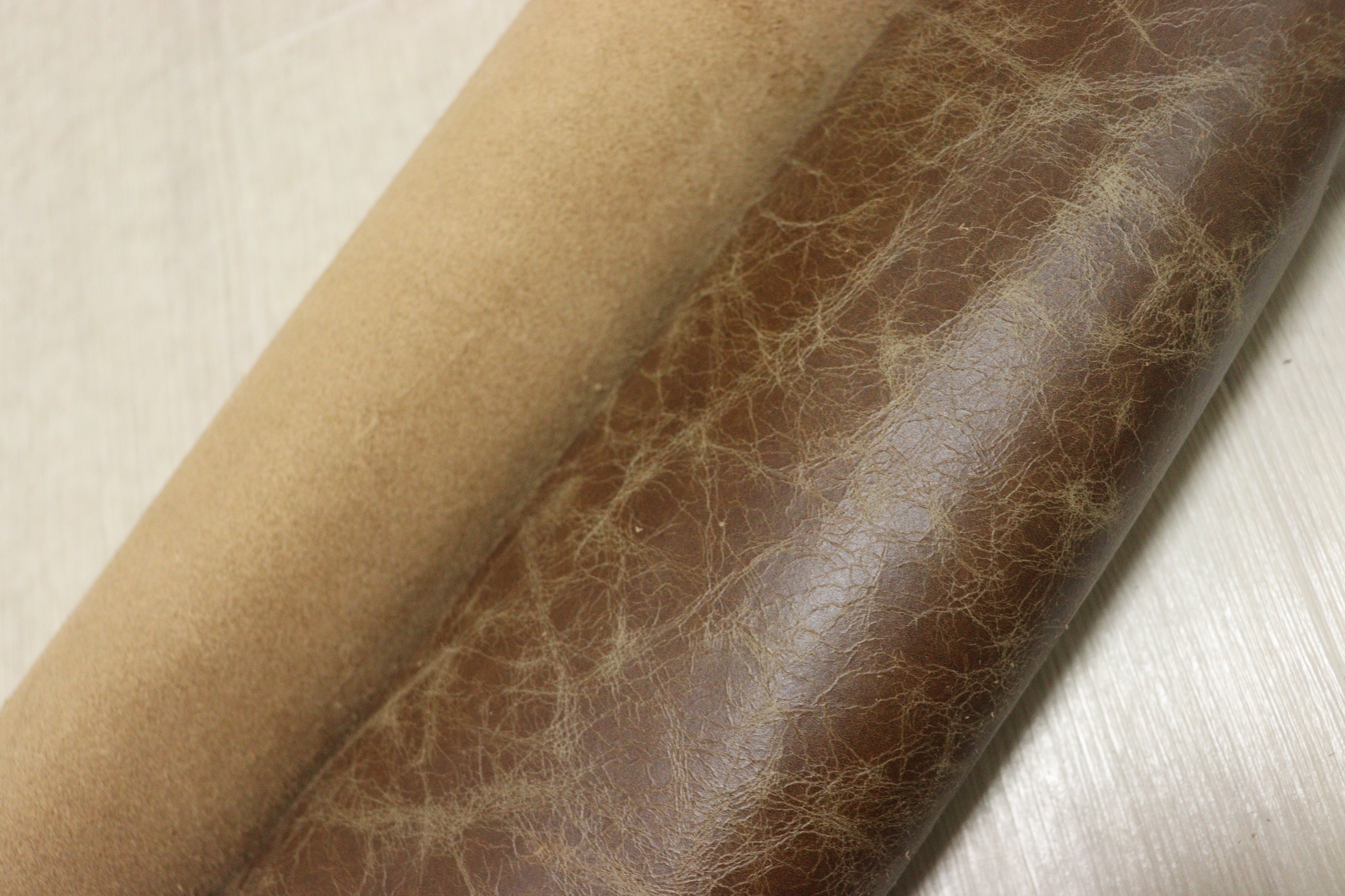 プルアップオイルレザー　ブラウン ds30円！新入荷！イタリアンレザー ブラウン プルアップ加工 213ds