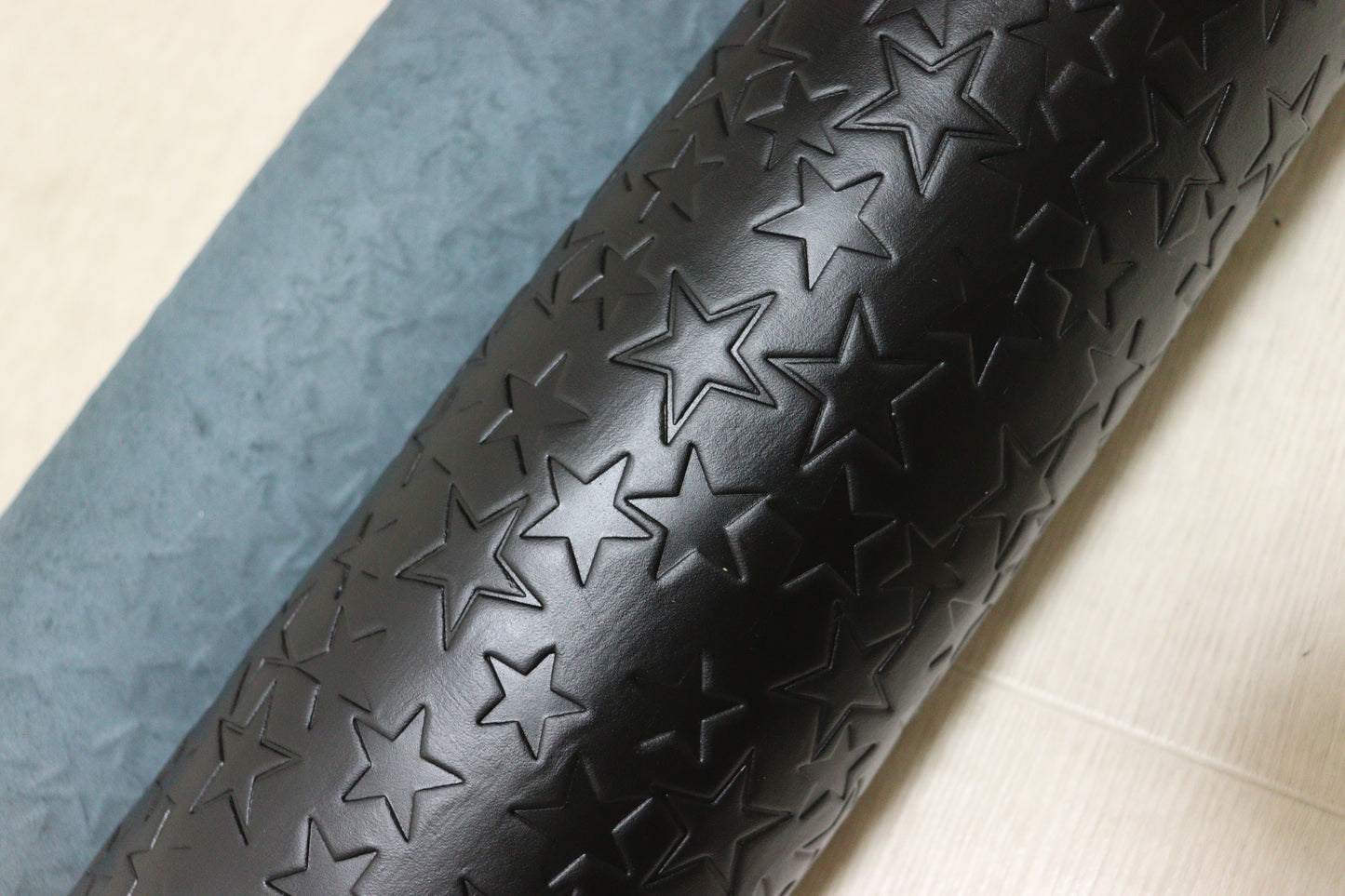 ds30円！新入荷！顔料仕上げ　ブラック　スター型押し　200ds