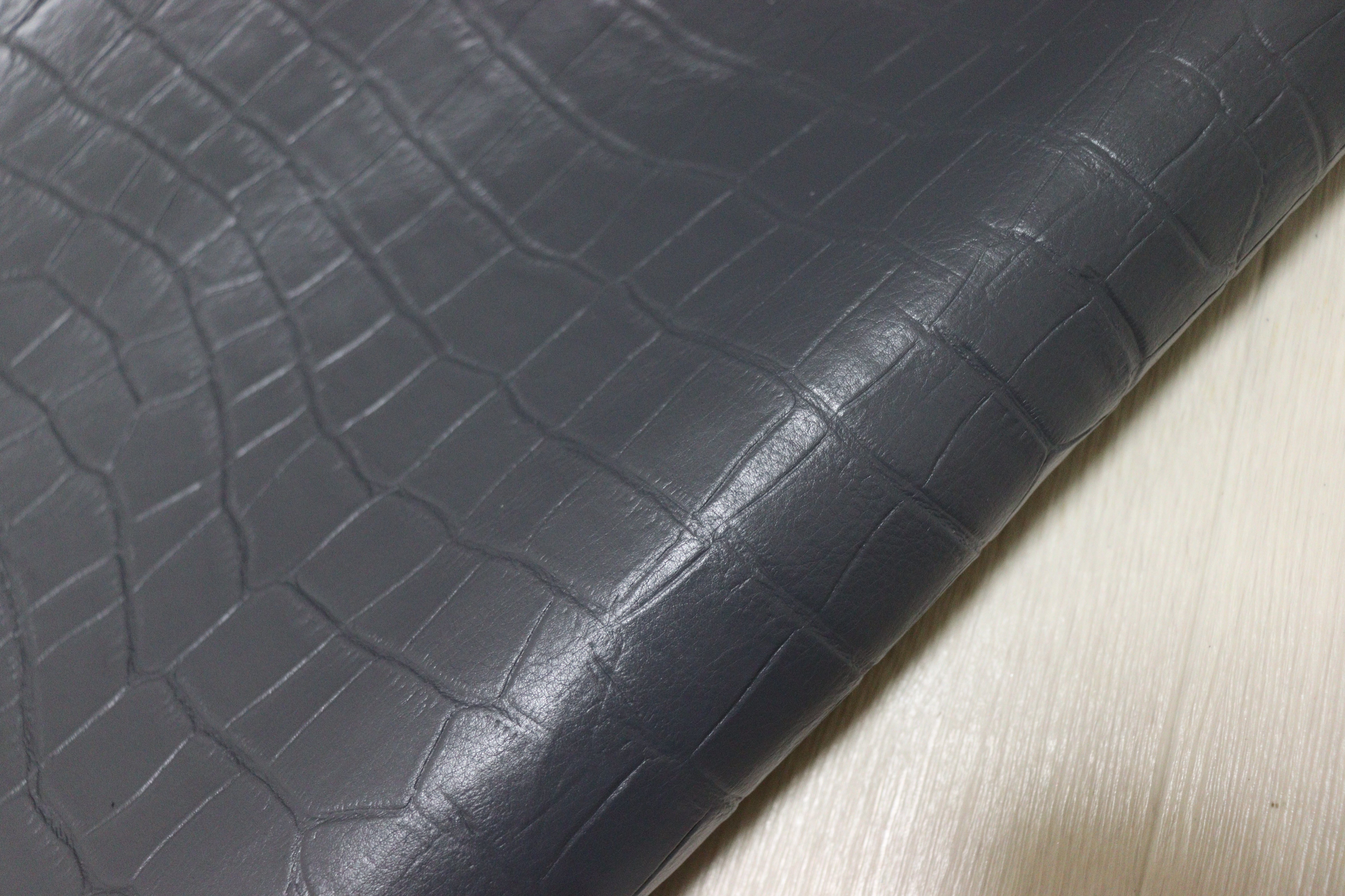 ds30円！新入荷！顔料仕上げ クロコ型押し ダークグレー 213ds