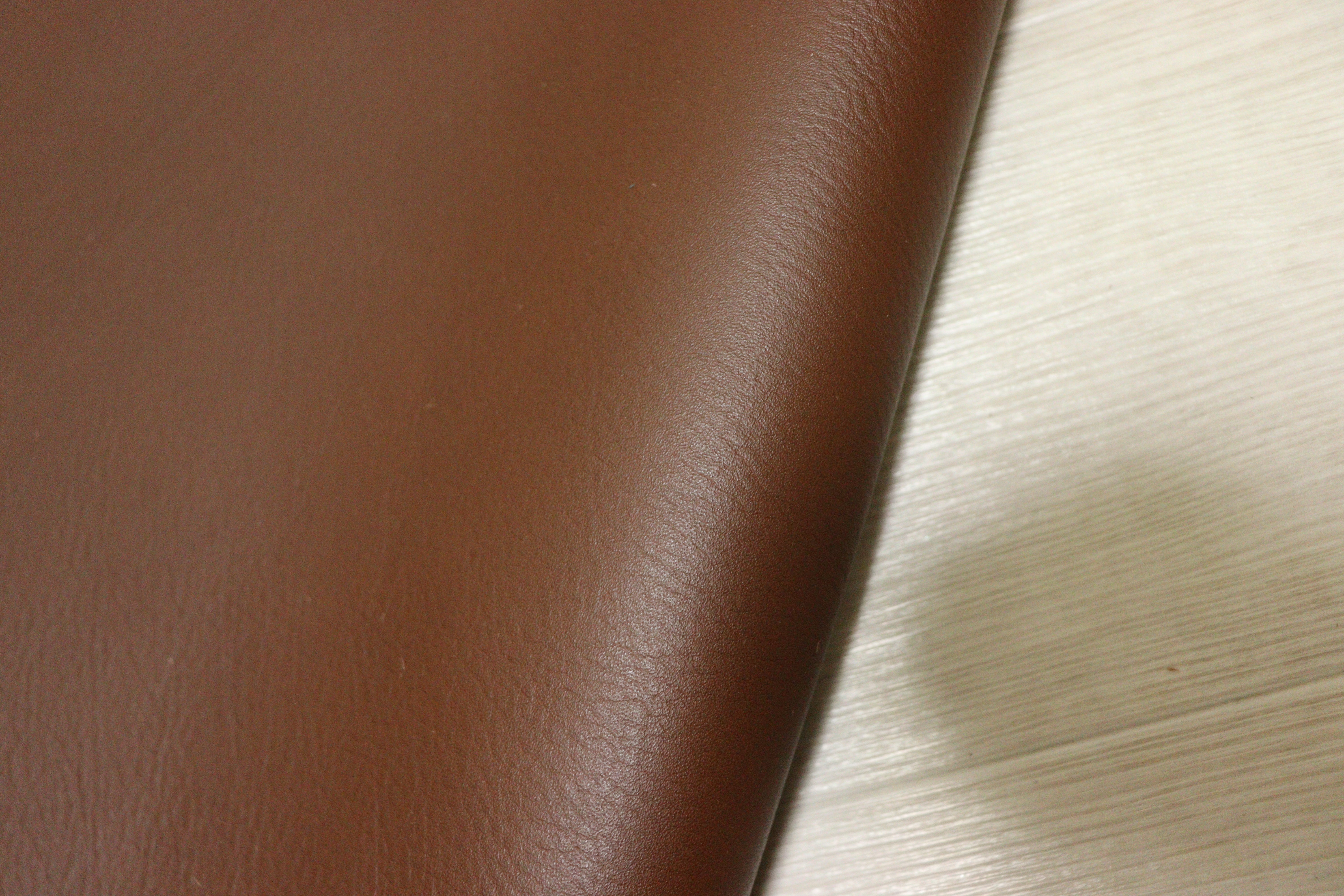 半裁一枚革 – 【レザークラフト用革材料専門店】BROWN LEATHER