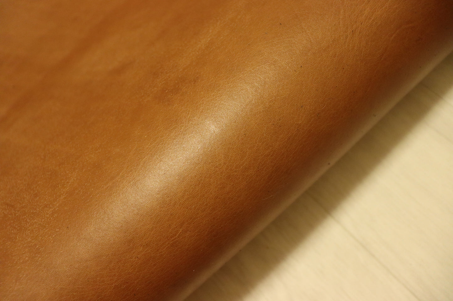 ds75円！新入荷！上質！TAN　オイルヌメ　ショルダー　138ds