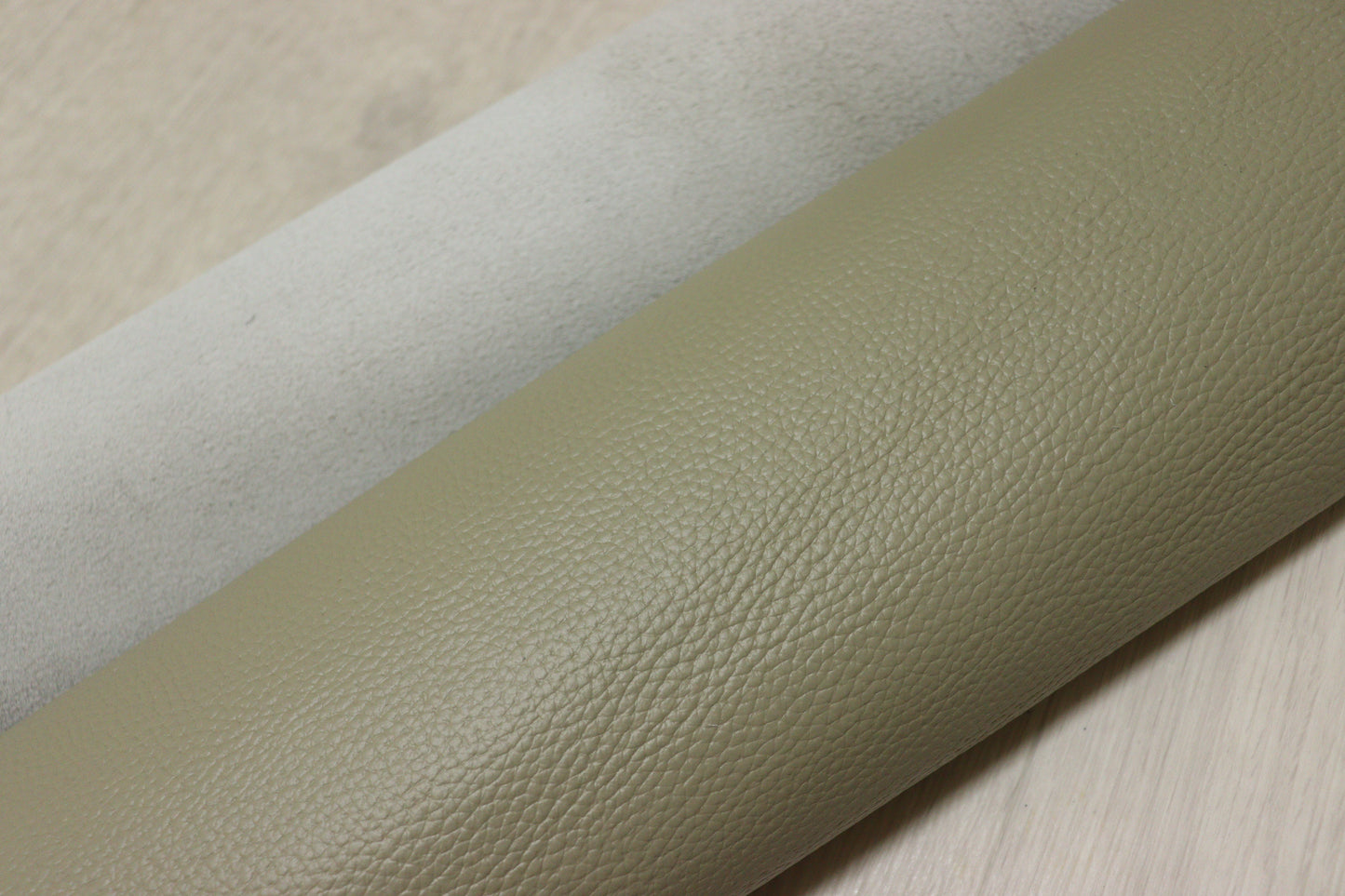 ds28円！新入荷！姫路レザー　モチモチ　シボ型押し　225ds