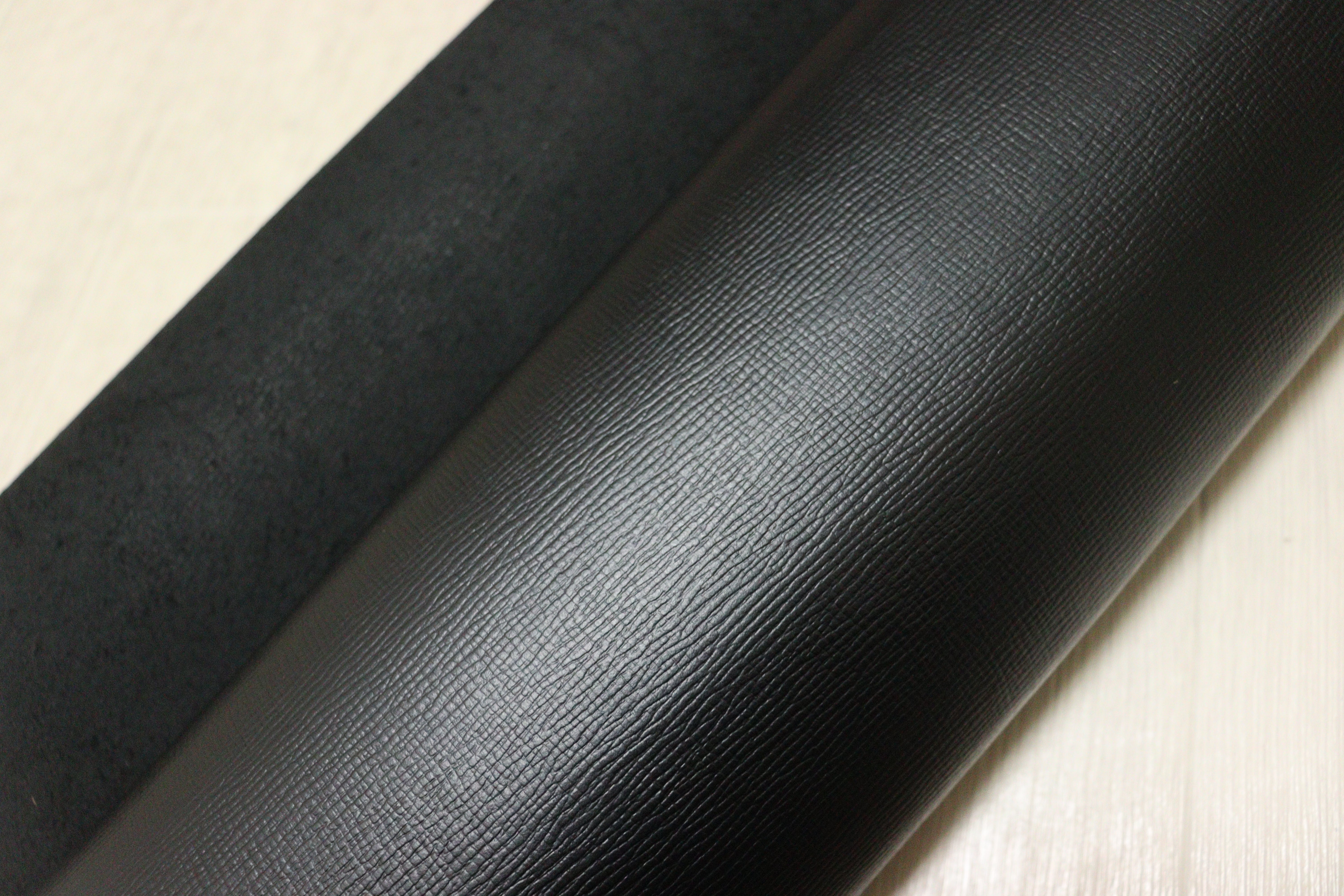 ds28円！新入荷！顔料仕上げ 角シボ型押し ブラック 230ds – 【レザー