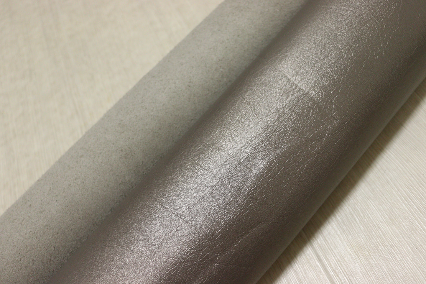 ds28円！新入荷！シルバー系　スムース加工　200ds