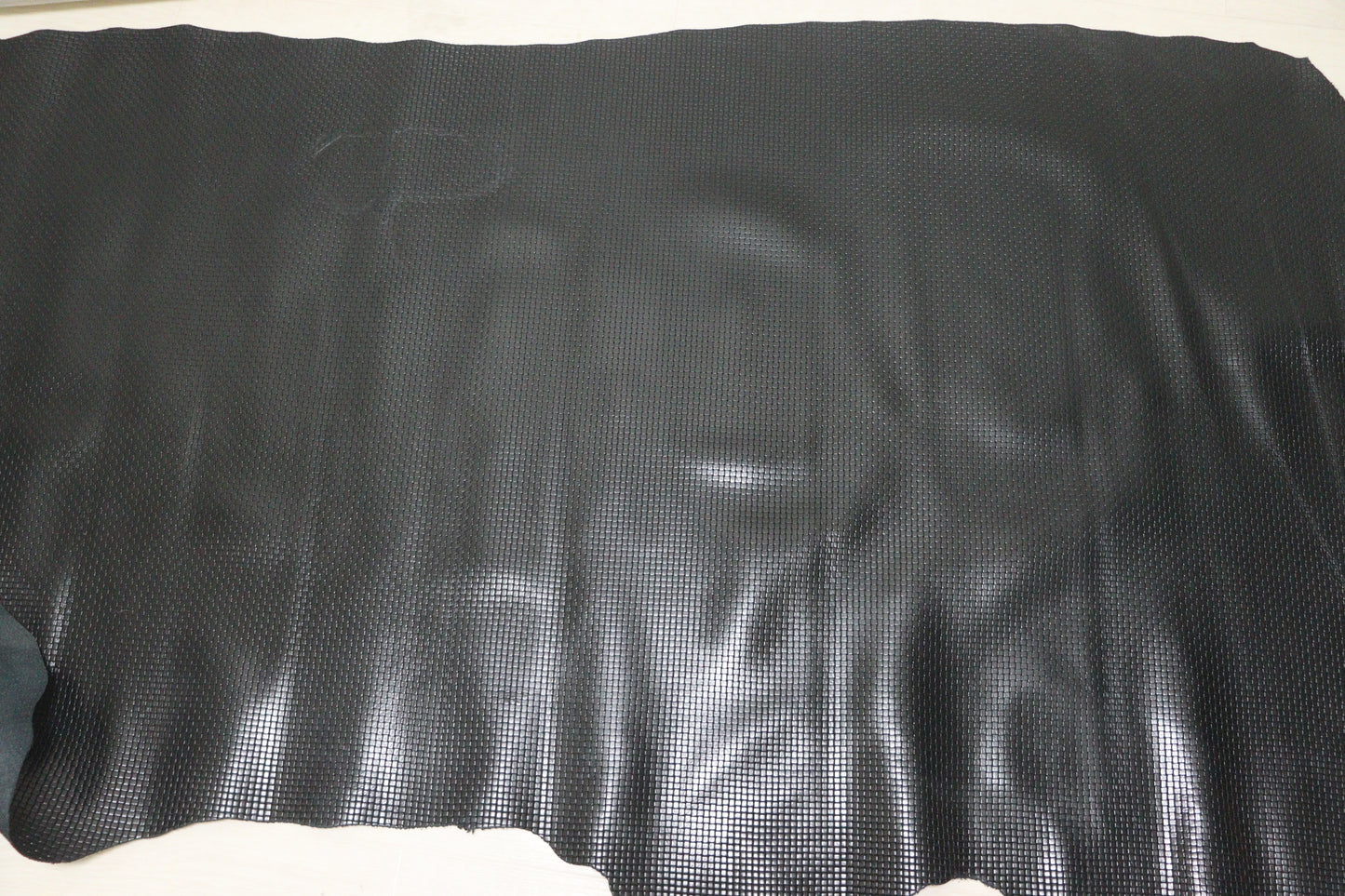 ds28円！新入荷！姫路レザー　ブロック型押し　ブラック　238ds