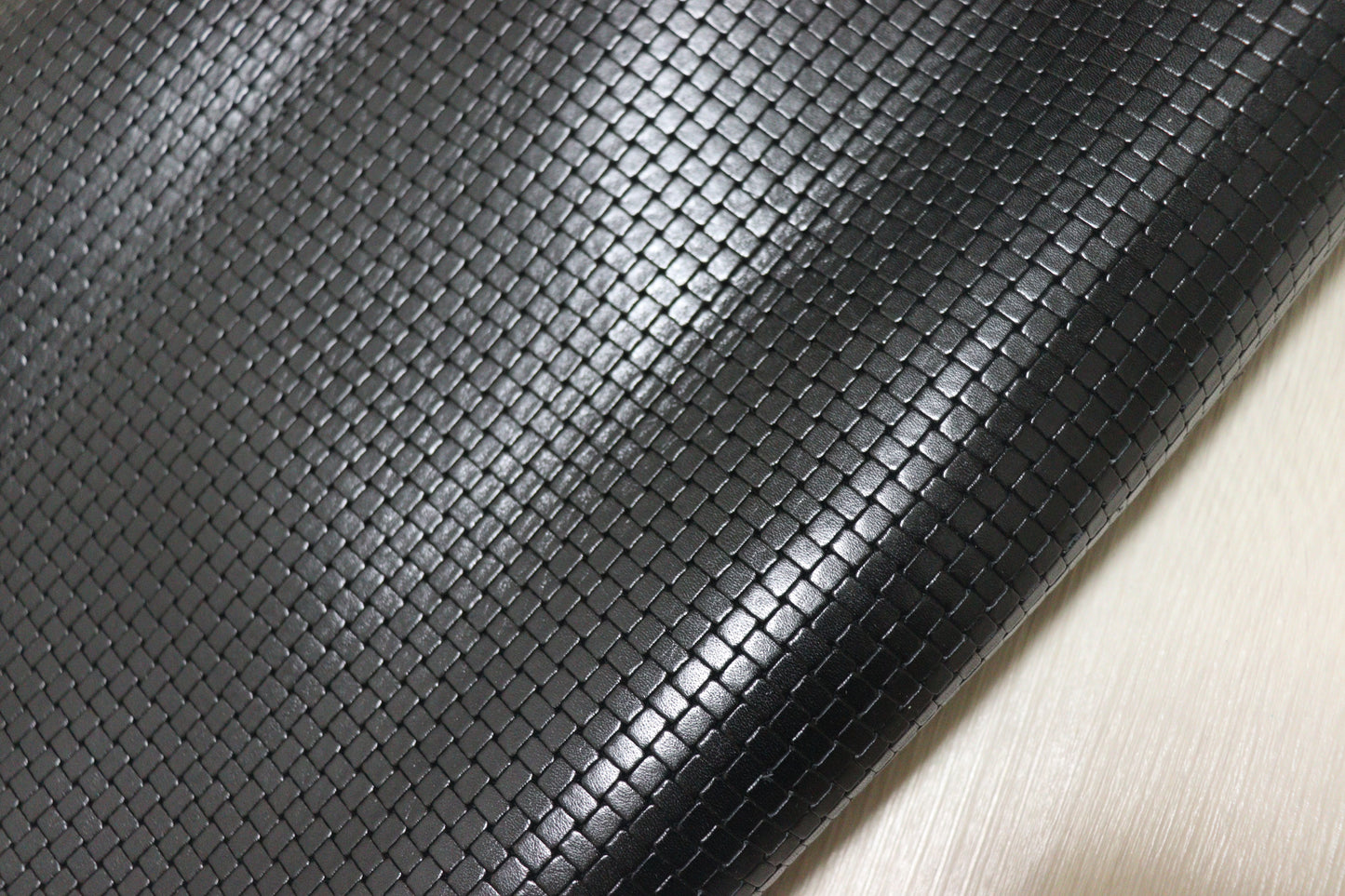 ds28円！新入荷！姫路レザー　ブロック型押し　ブラック　238ds