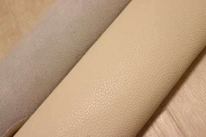 ds25円！新入荷！イタリアンレザー　アイボリー　シボ型押し　180ds