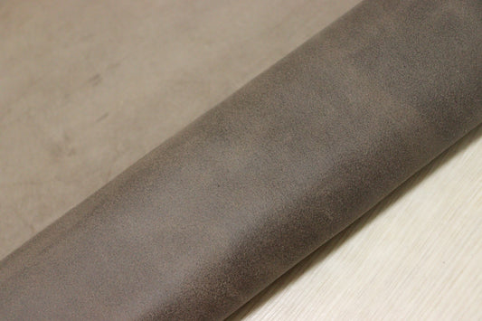 ds25円！新入荷！イタリアンレザー　ベロア　ブロンズ系　132ds