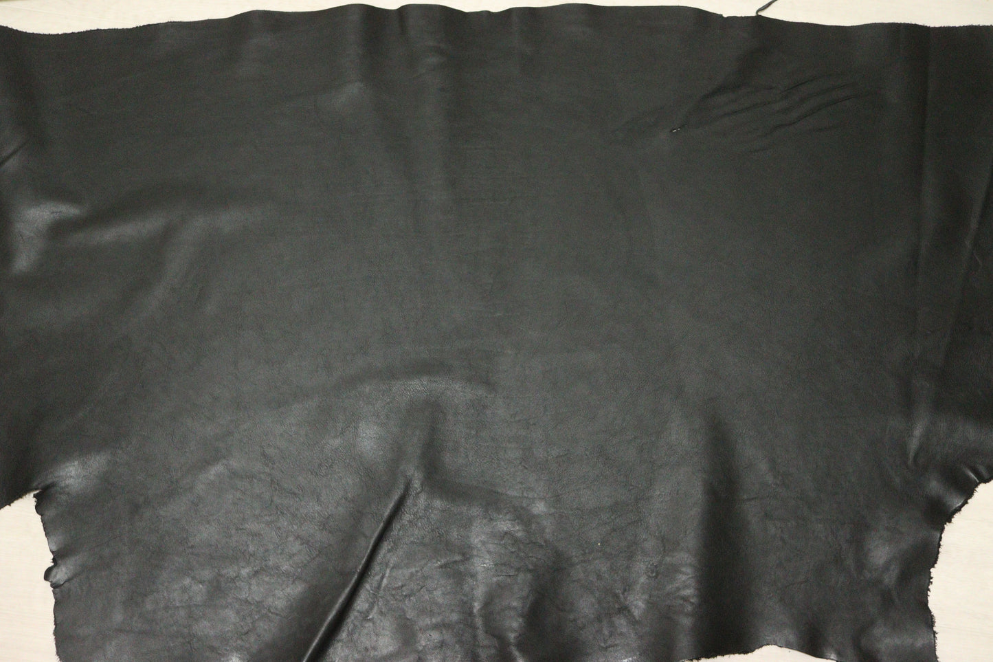 ds65円！新入荷！ショルダー　オイルヌメ　ブラック　スムース加工　150ds