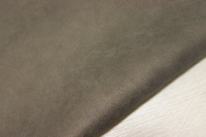 ds25円！新入荷！イタリアンレザー　ベロア　ブロンズ系　118ds