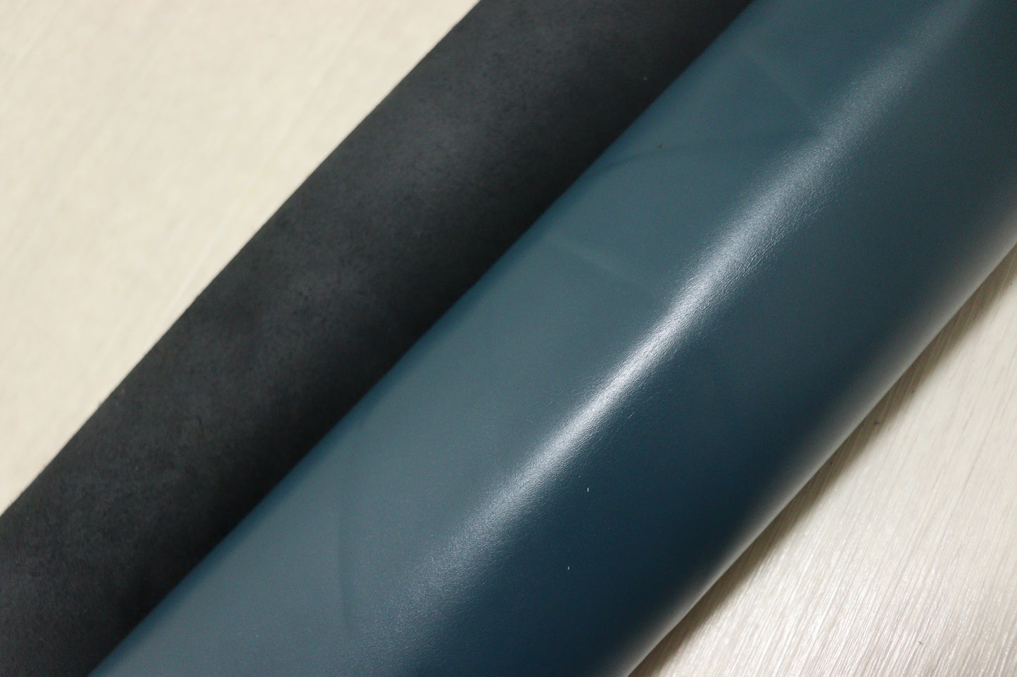 ds25円！新入荷！顔料仕上げ　ピーコック　ハギレ　170ds