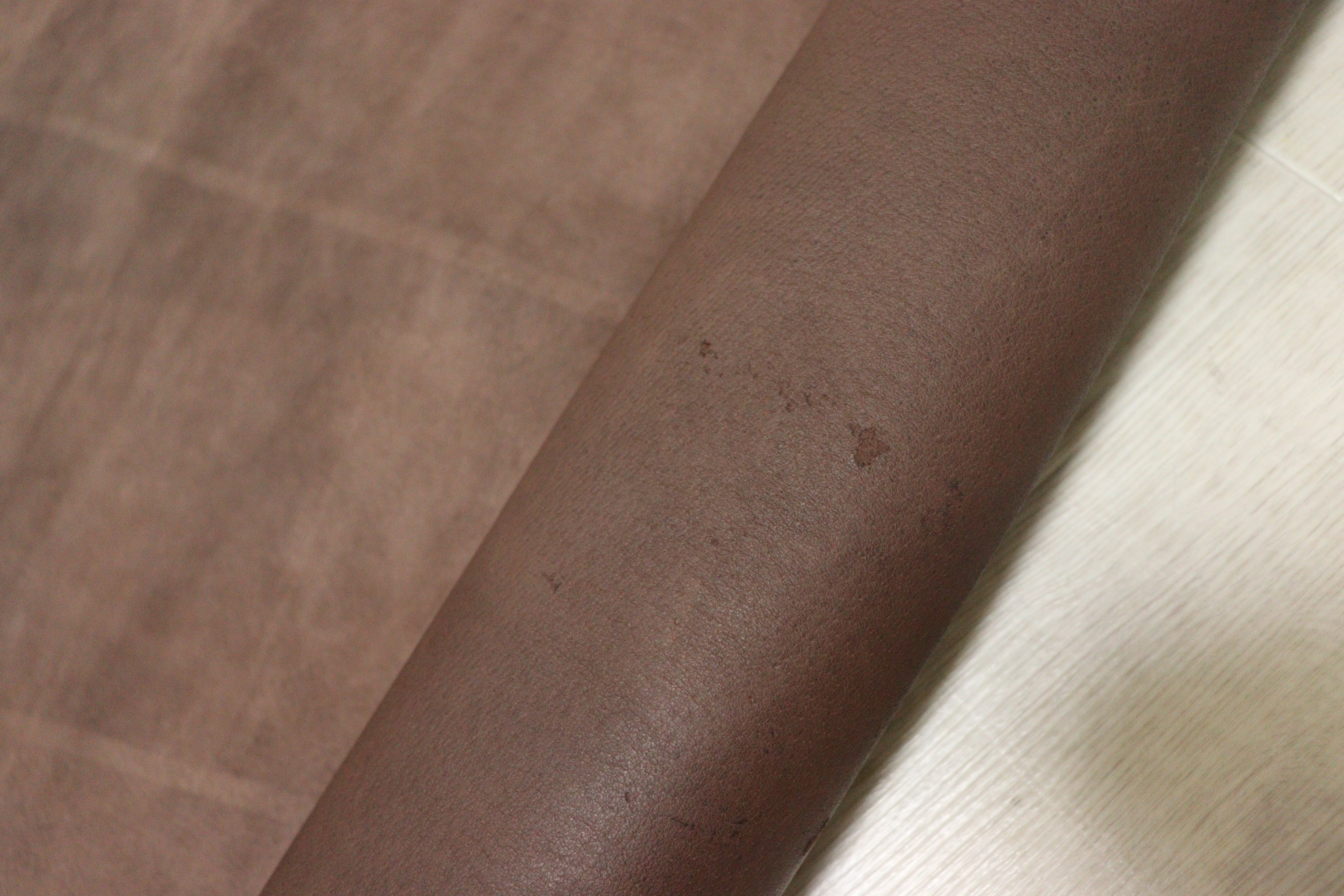 320design Brown Feather 革仕様 ds25円！新入荷！訳あり ココアブラウン 豚革 スムース加工 140ds