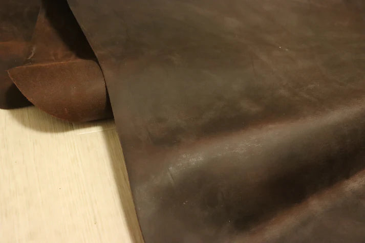 SALE★半裁★ヌメ　グリーン　手塗アンチック♪６６ SALE☆半裁☆ヴィンテージ調 ブラック×古金ブロンズ系 手塗アンチック♪