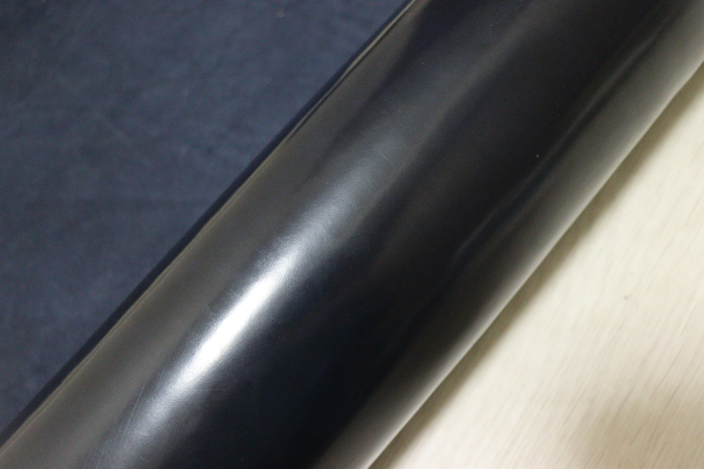 ds65円！新入荷！　ショルダー　オイルヌメ ガラス加工　ネイビー　109ds