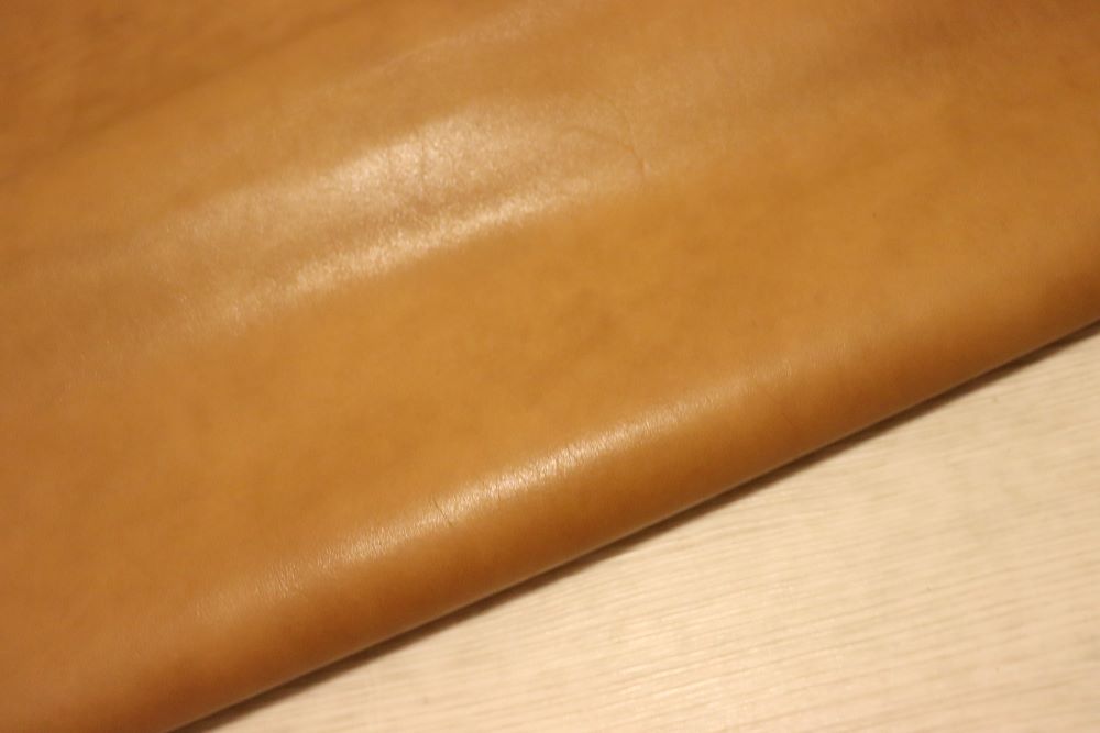 ds25円！新入荷！イエローキャメル　スムース加工　ハギレ　150ds
