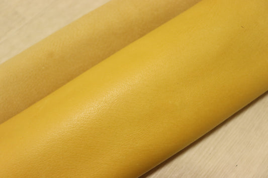 ds25円！新入荷！ピックスキン　スムース加工　マスタードイエロー　158ds