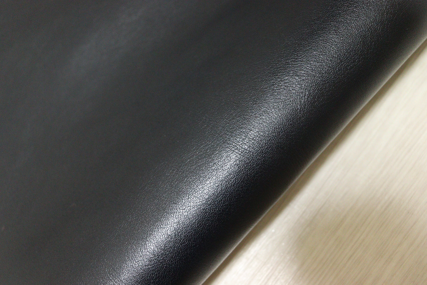 ds35円！新入荷！セミベジタブル　ブラック　スムース加工　247ds
