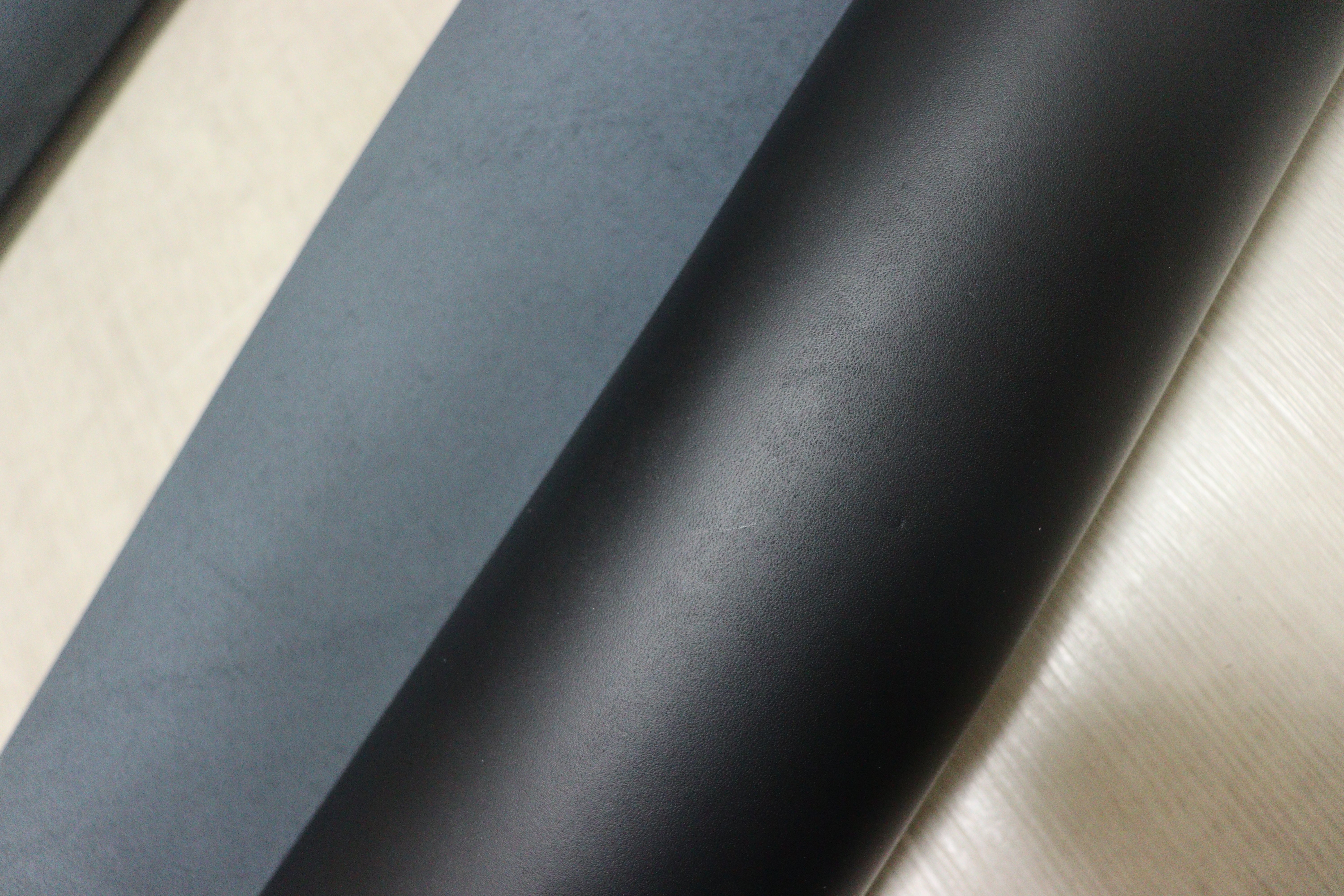 ブラック バイザー テクスチャー仕上げ Black on Black - 2024 To 2026