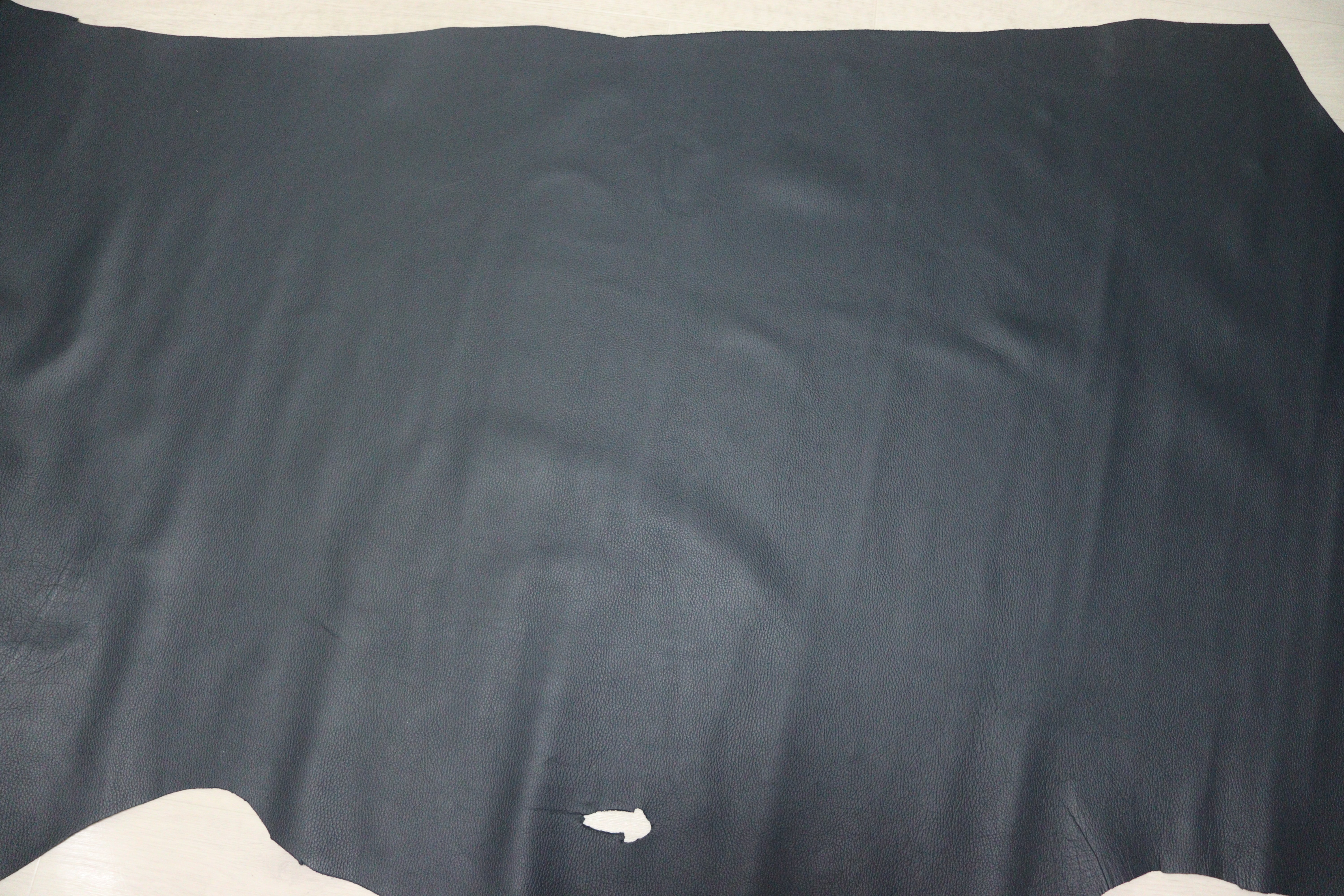 グレイ出品 カービングシェルケースSS | タナックス株式会社