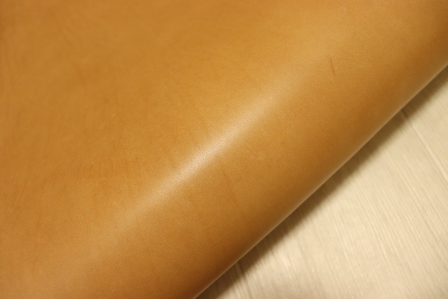 ds75円！新入荷！イタリアンレザー　上質　オイルヌメ　ナチュラル　ショルダー　153ds