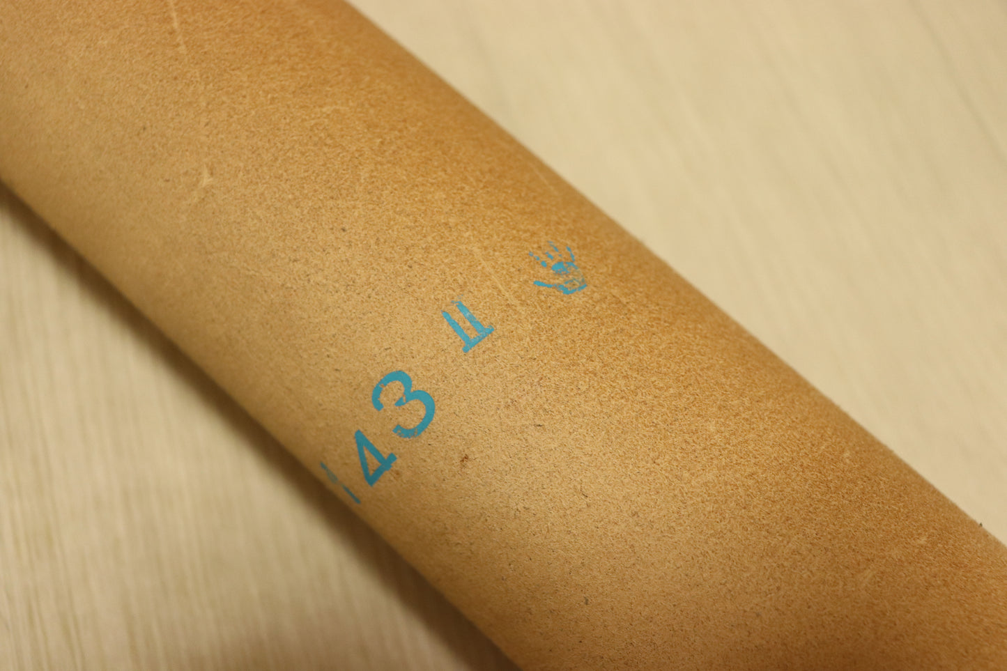ds75円！上質！トスカーナ　セミアニリン　ショルダー　ブラック　ヌメ革　143ds