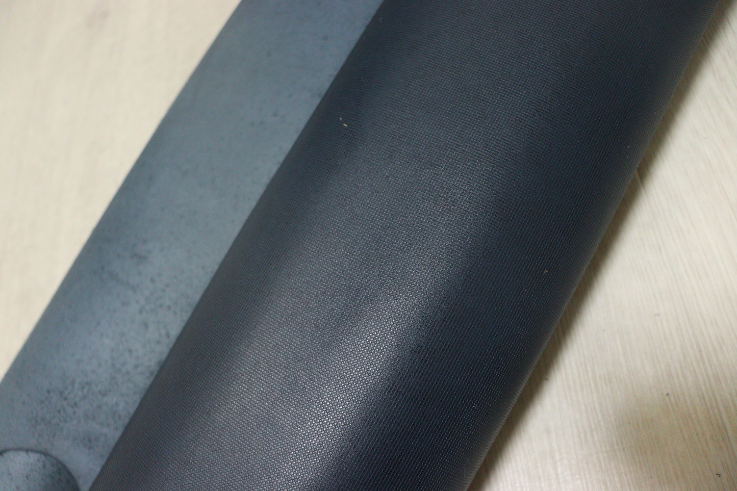 ds28円！新入荷！コンビヌメ　ネイビー　ブロック型押し　230ds