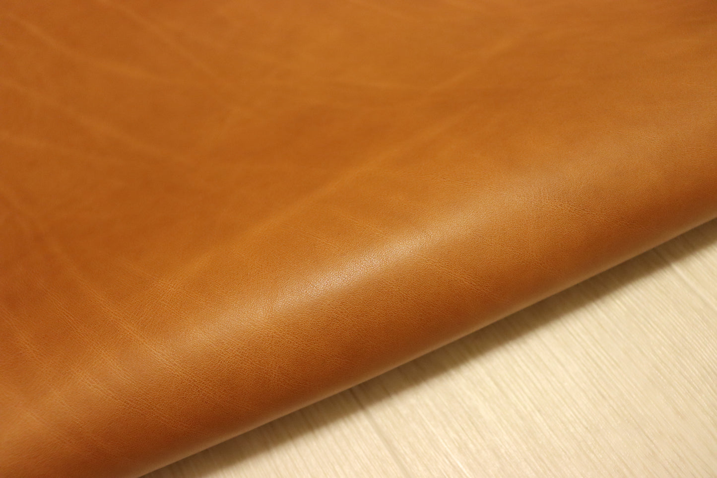 ds75円！新入荷！ITAPEL　オイルヌメ 　ショルダー　キャメル　116ds