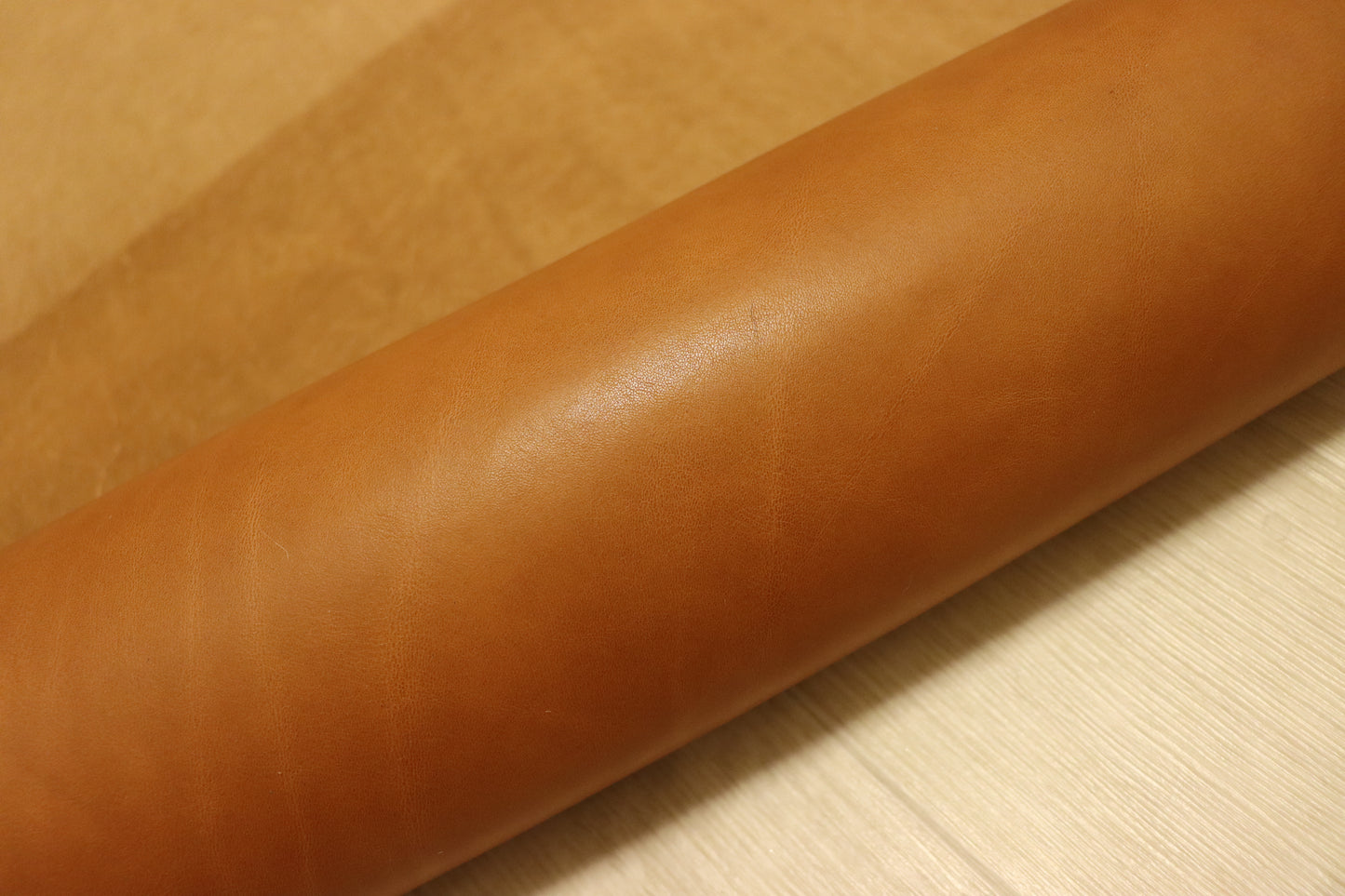 ds75円！新入荷！ITAPEL　オイルヌメ 　ショルダー　キャメル　116ds