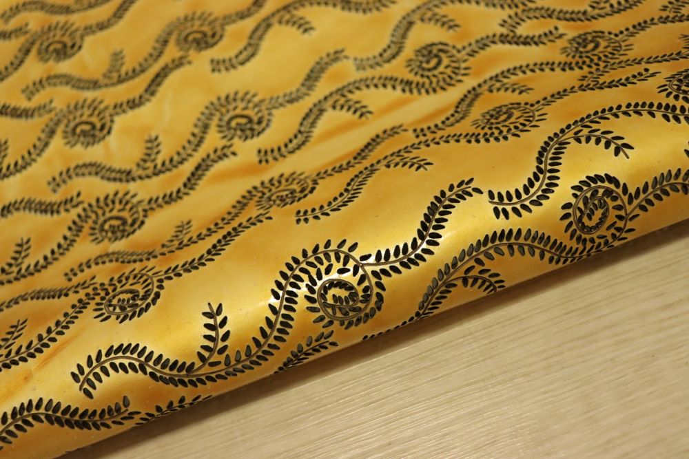 ds28円！新入荷！エナメル　パンチ型押し　イエロー　124ds