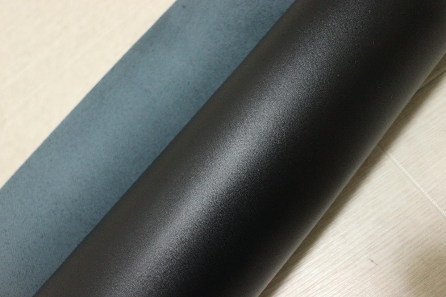 ds28円！新入荷！顔料仕上げ　ブラック　スムース加工　200ds