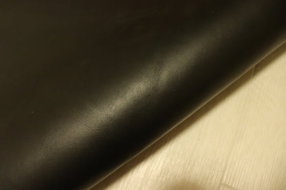 ds68円！新入荷!ITALPEL オイルヌメ　ブラック　ショルダー　150ds