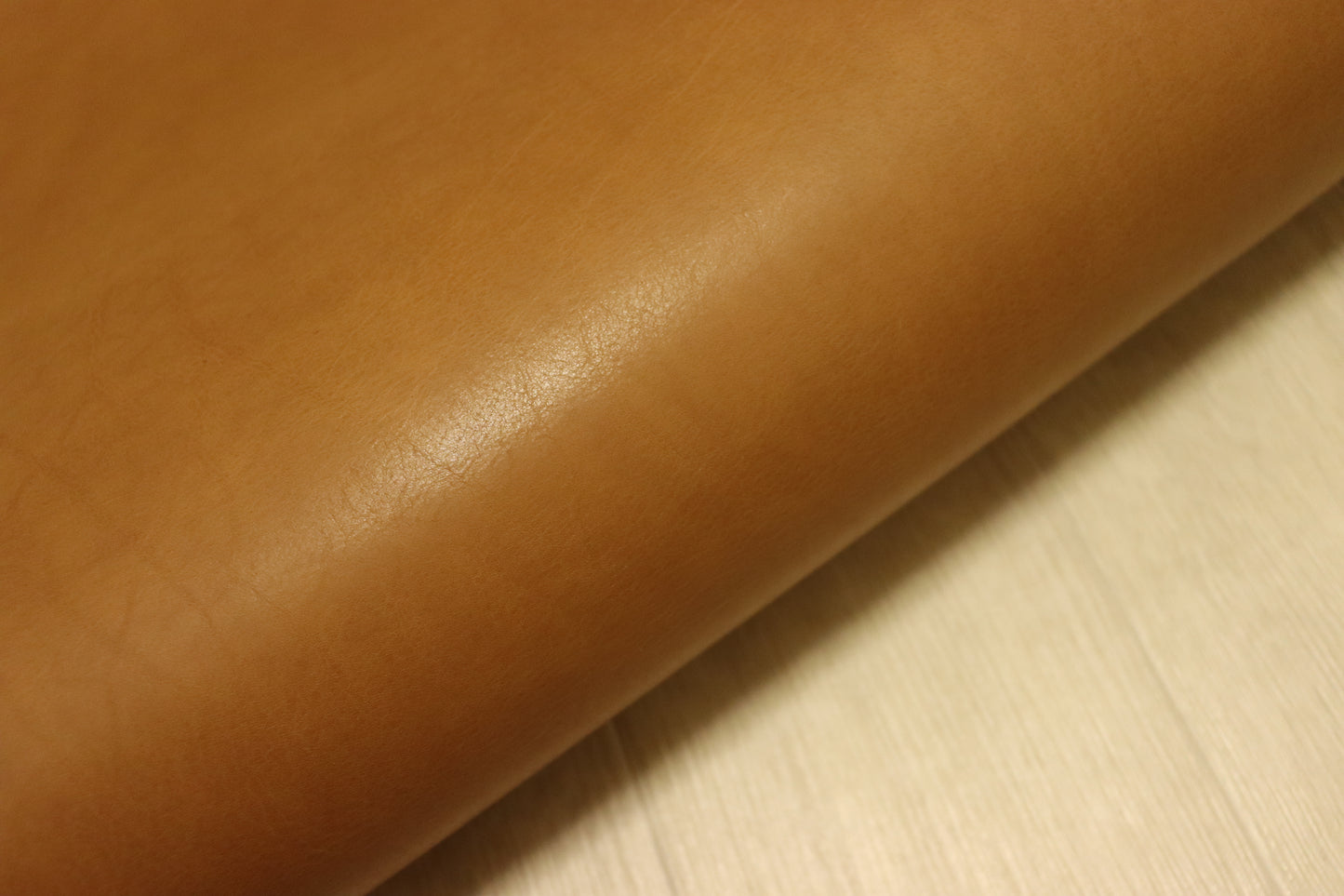 ds75円！イタリアンレザー　上質　極厚　オイルヌメ　TAN　ショルダー　106ds