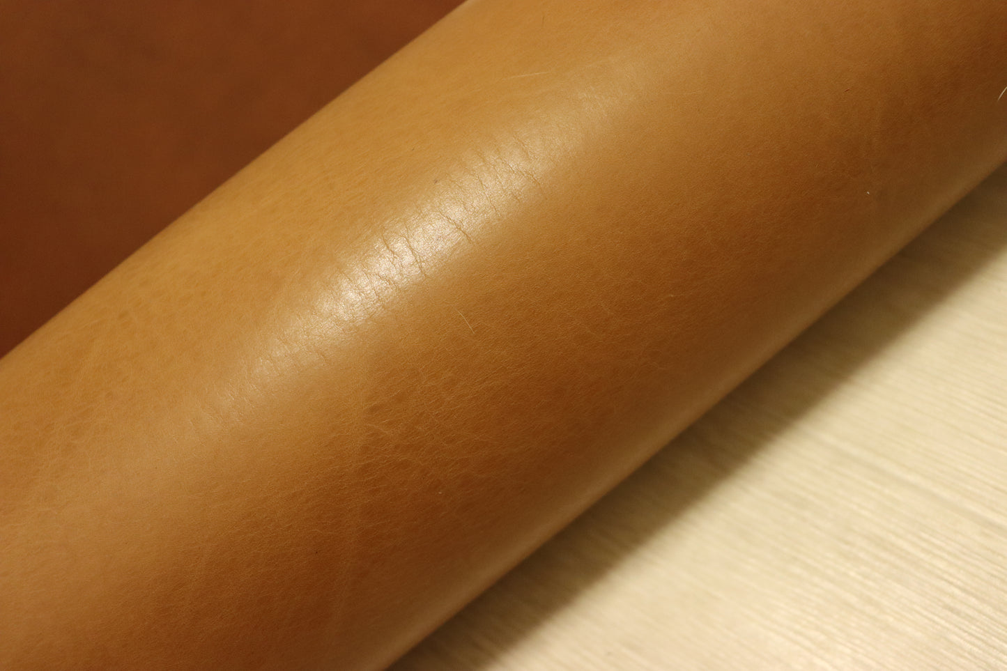ds75円！イタリアンレザー　上質　極厚　オイルヌメ　TAN　ショルダー　106ds