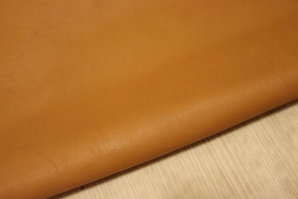 ds25円！新入荷！オレンジブラウン　スムース加工　ハギレ　130ds