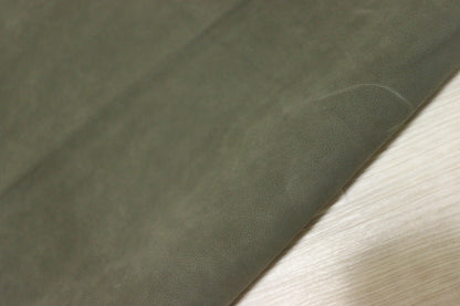 ds25円！新入荷！イタリアンレザー　吟すり加工　カーフ　100ds