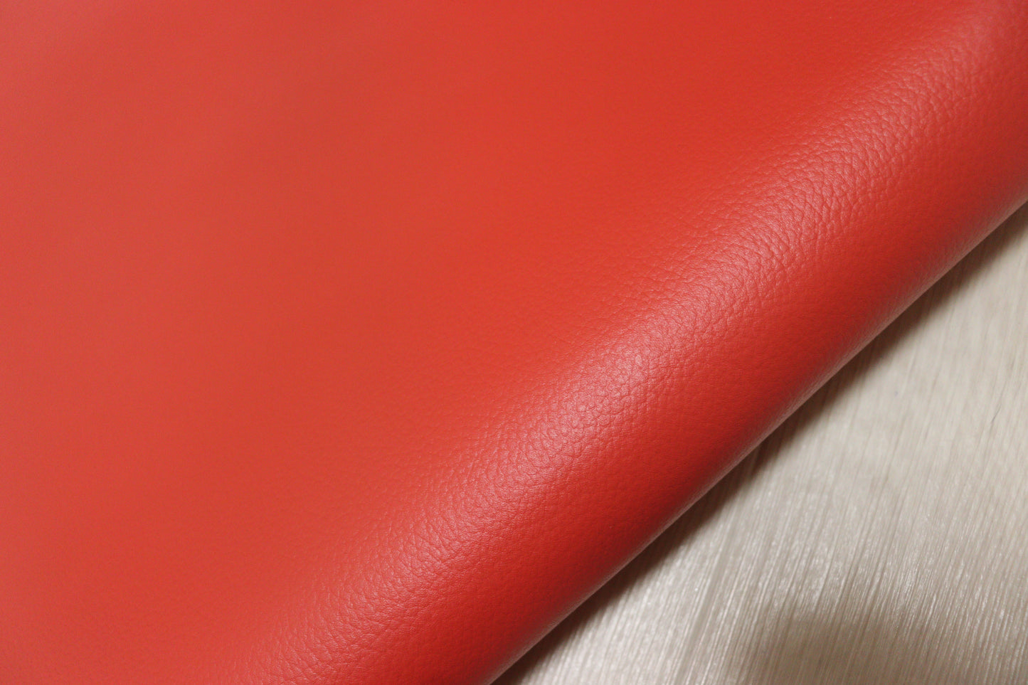 ds28円！新入荷！顔料仕上げ　コーラルピンク　シボ型押し　208ds