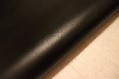 ds72円！イタリアンレザー　スムース加工　ブラック　ショルダー　ヌメ革　160ds