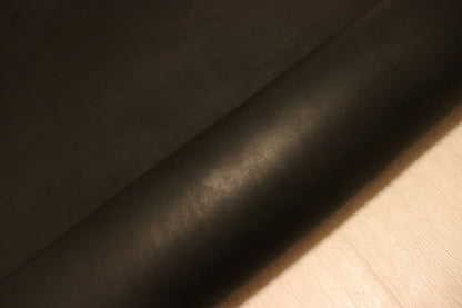 ds75円！イタリアンレザー　　マットブラック　ショルダー　オイルヌメ革　154ds