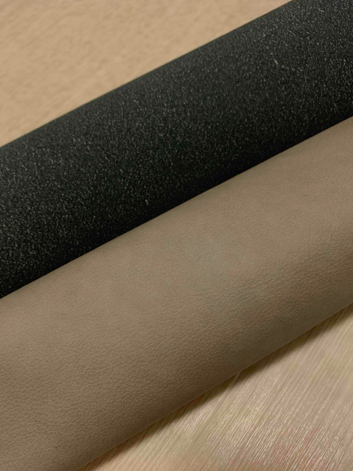 ds30円！新入荷！イタリアンレザー　アンチック加工　グレー系　284ds