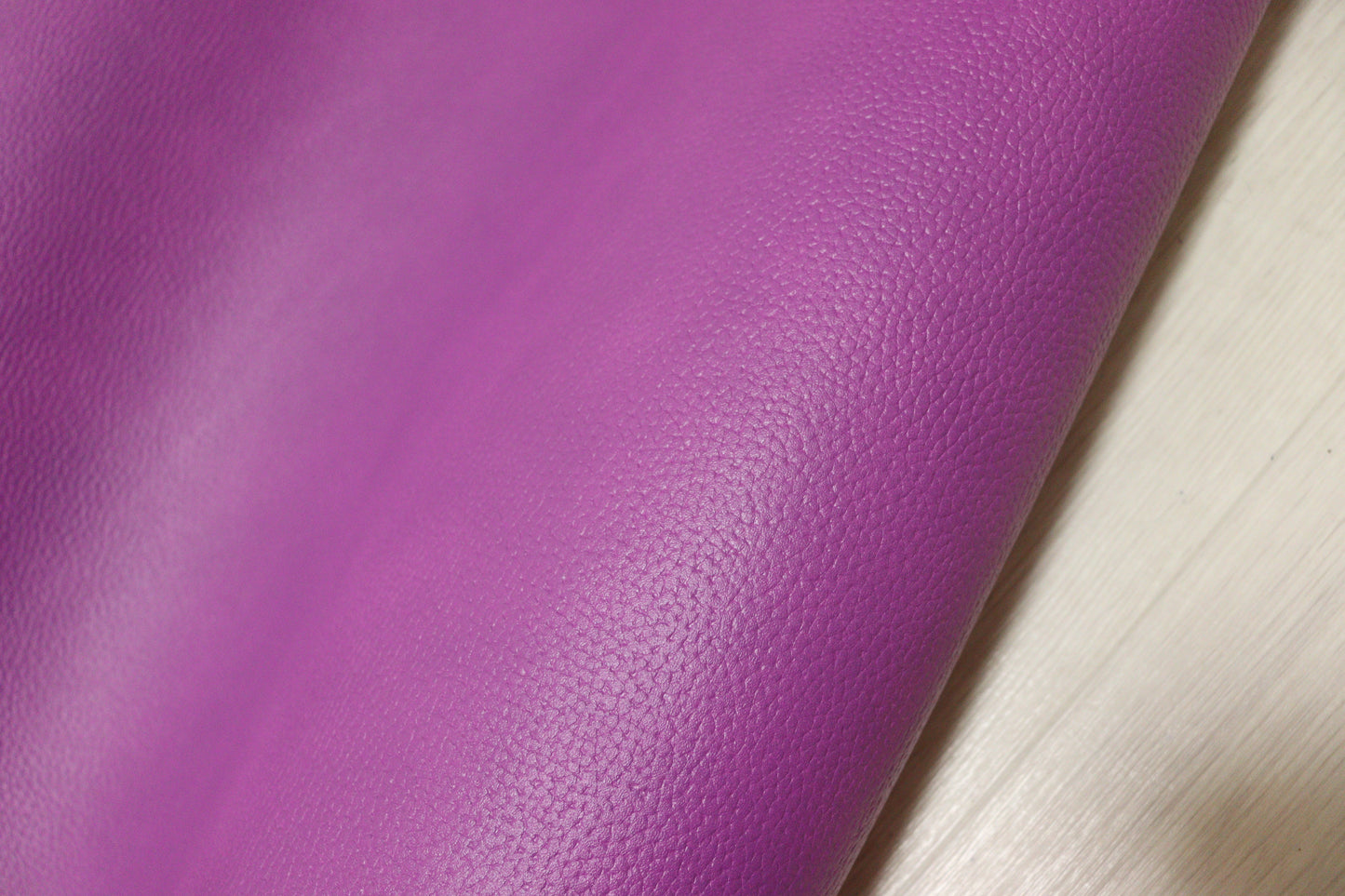 ds30円！新入荷！ムラ染加工　アザレア　顔料仕上げ　シボ型押し　220ds